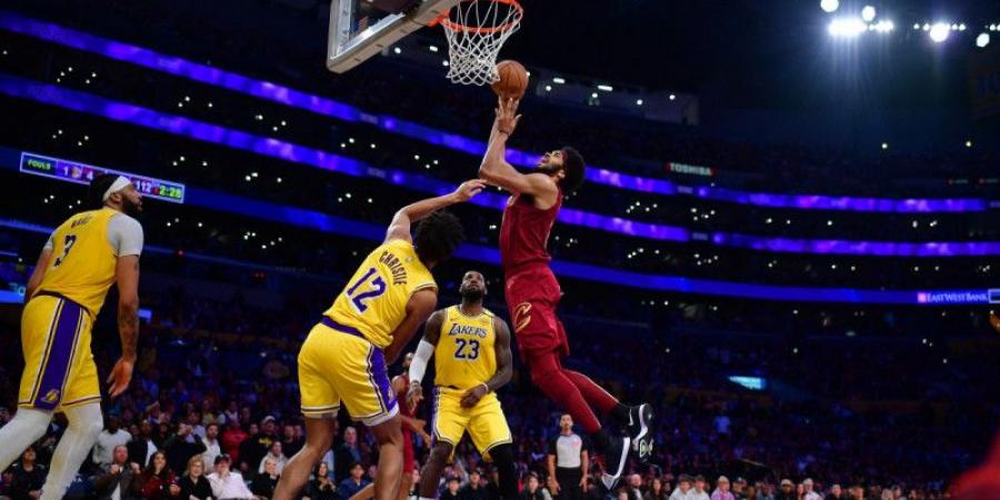 «NBA».. كافالييرز يُفسد فرحة جيمس ويسقط ليكرز - الخليج الان