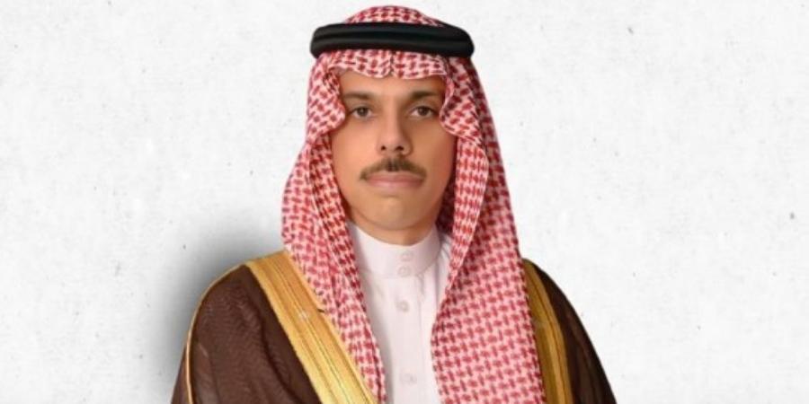 سمو وزير الخارجية يجري اتصالًا هاتفيًا بوزير الخارجية الجزائري - الخليج الان