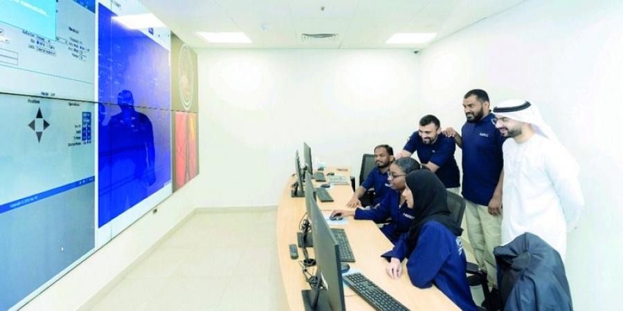 جامعة الإمارات تعلن نجاح إطلاق القمر الاصطناعي «العين سات - 1» - الخليج الان