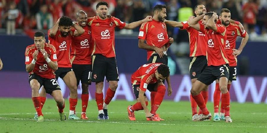 لاعب الأهلي المصري يحاول الانتحار بسبب باتشوكا (فيديو) - الخليج الان