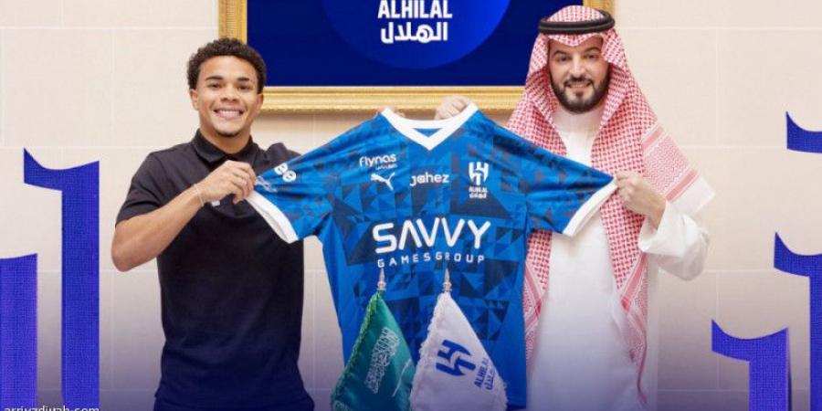 سيزار وبينتو.. الملاعب السعودية مسرح صراع جديد - الخليج الان