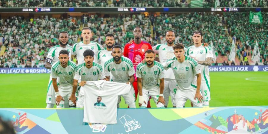 الأهلي السعودي يتعاقد مع نجم الدوري الإنجليزي