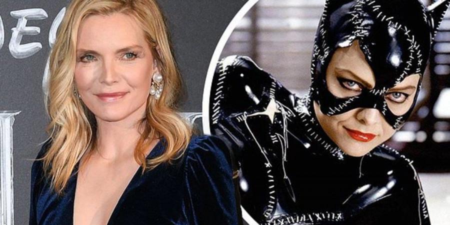 ميشيل فايفر كادت تفقد وعيها بسب زي Catwoman في "Batman Returns".. وهذا ما كانت تعاني منه - الخليج الان