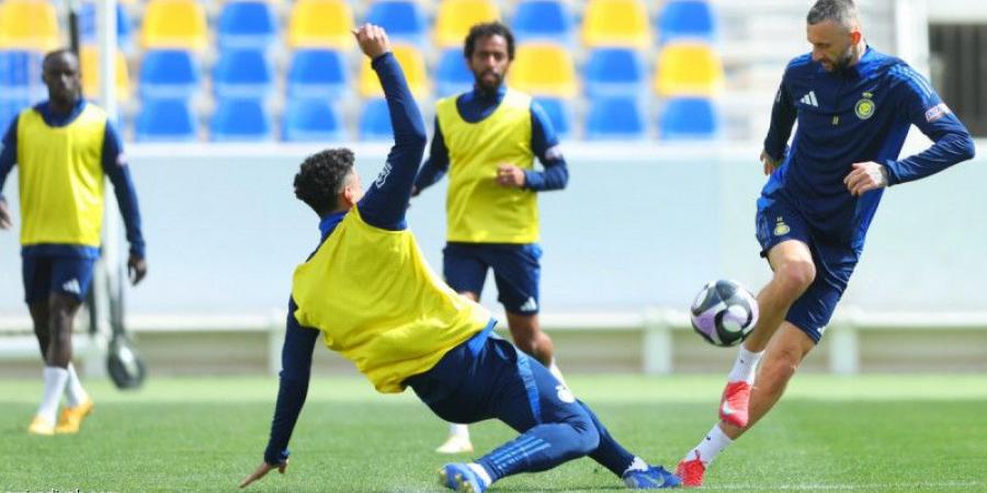 النصر يسترد سيماكان وأوتافيو ويحيى.. ويفحص الحسن - الخليج الان