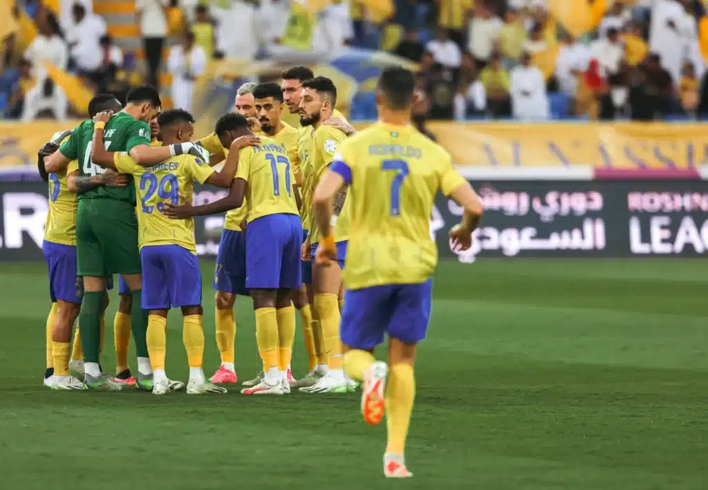 أزمة عقوبات تهدد مشاركة دوران في ديربي الشباب تفاصيل طرد نجم النصر الصادم