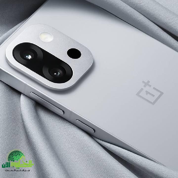 OnePlus 13T يحقق انطلاقة مذهلة ويعيد رسم خريطة الهواتف المتوسطة في 2025(1)