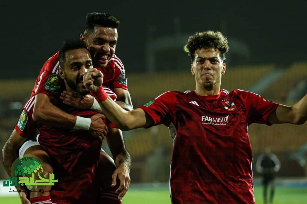 أشرف داري يعود لقائمة الأهلي أمام سيراميكا بعد تعافيه الكامل(1)