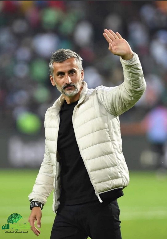 الأهلي يحسم اتفاقه مع خوسيه ريفيرو لتولي القيادة الفنية