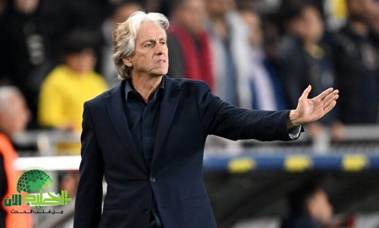 الجاسر يكشف تفاصيل أزمة الهلال مع خورخي خيسوس.. اللاعبون سعداء برحيله!