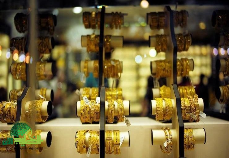 انخفاض أسعار الذهب بشكل ملحوظ وسط صعود الدولار وتطورات تجارية دولية(1)